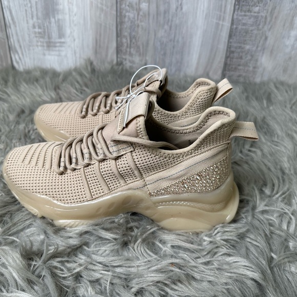 Womens Mad Love Mandy Sneakers - Picture 8 of 9